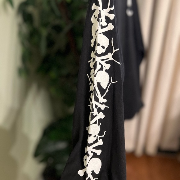 MELLOGANG Long Sleeve Men’s T-shirt Size Large - Picture 2 of 6